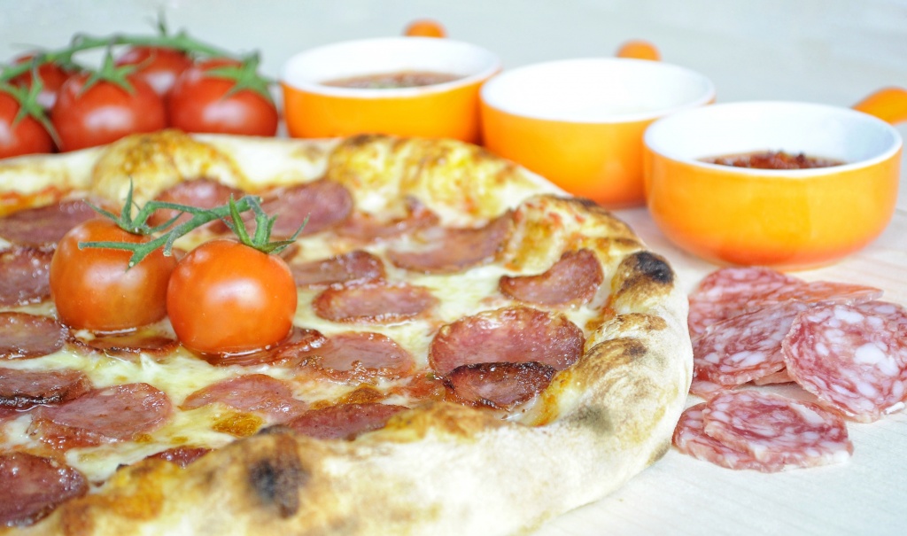 Pizza Salami Misti