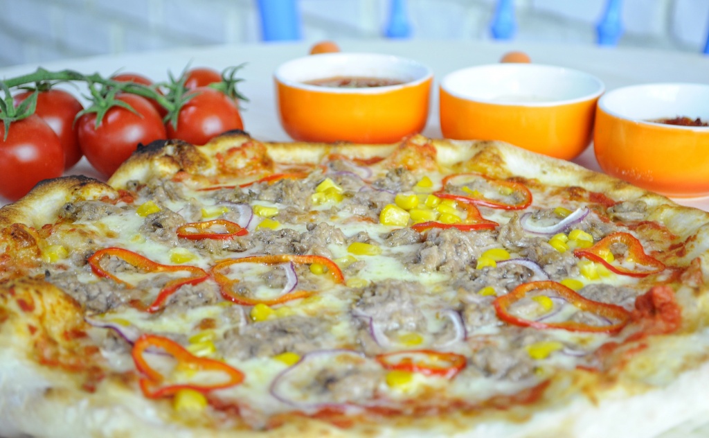 Pizza Tonno