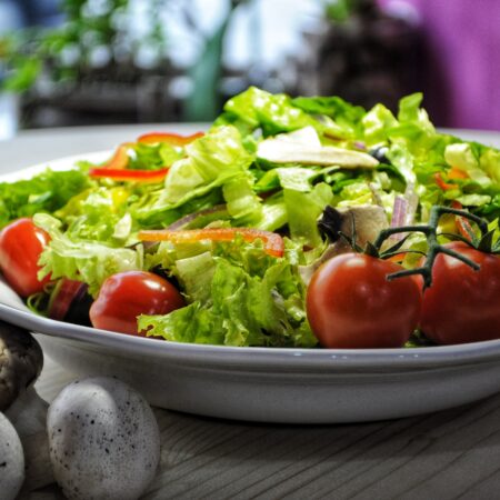 Salata post
