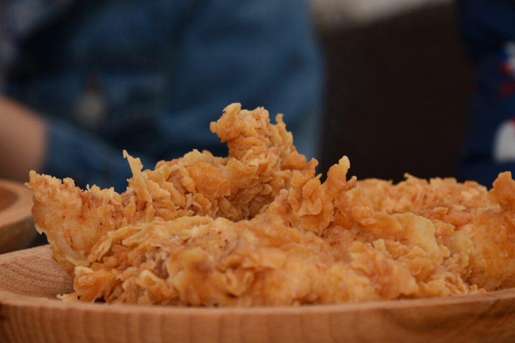 8 Hot Crispy strips (*fasii de piept de pui crocante)